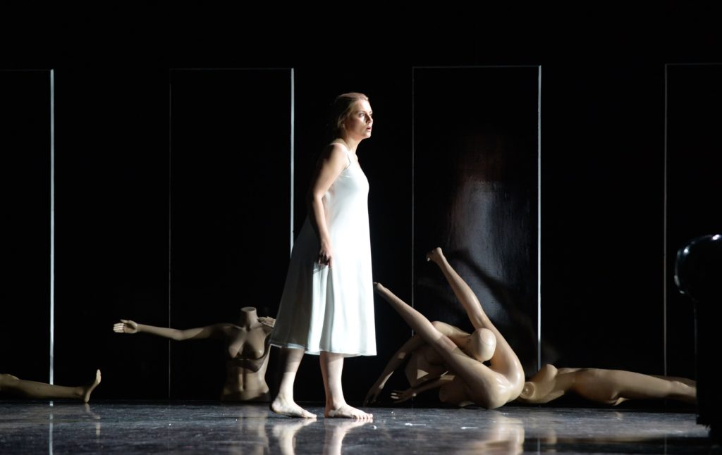 Lina Johnson as Gilda. Photo: Jukie Howden